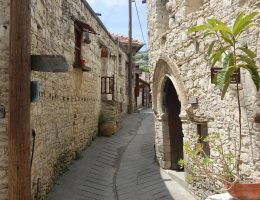 כפר בהרי הטרודוס