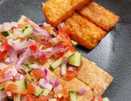 גבינת חלומי בגרסה מטוגנת בקפריסין