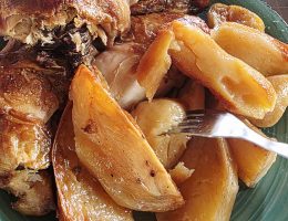  מנת עוף מסורתית בקפריסין