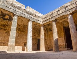 פאפוס קפריסין -סיור בקברות המלכים